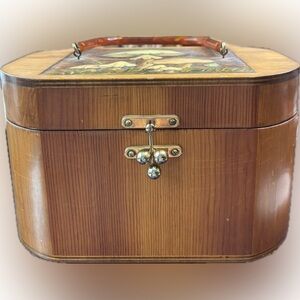 Vintage Wooden Box Purse with Handle  Burlap interior with mirror